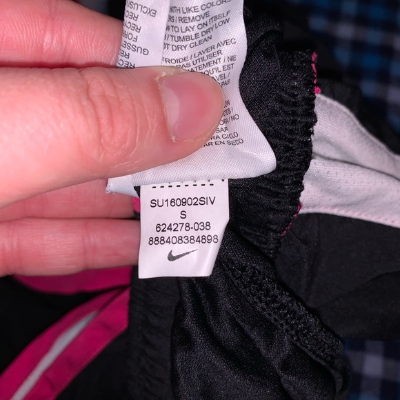 Nike Dri Fit Shorts - Picture 5 of 5